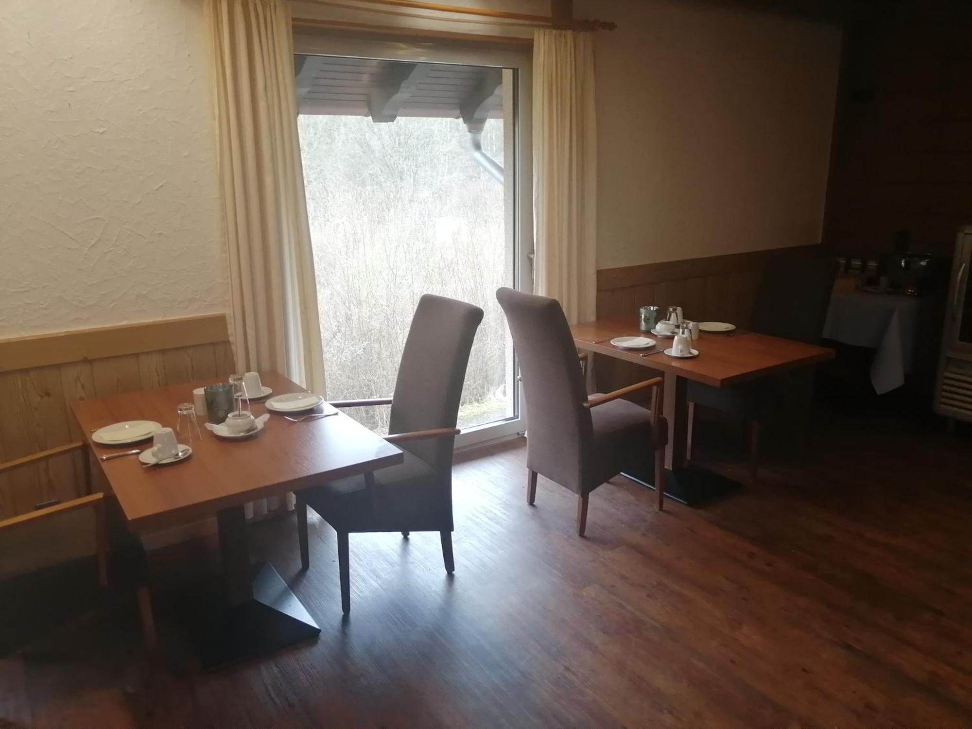 Landgut Jungfleisch Hotel Gries Exterior photo